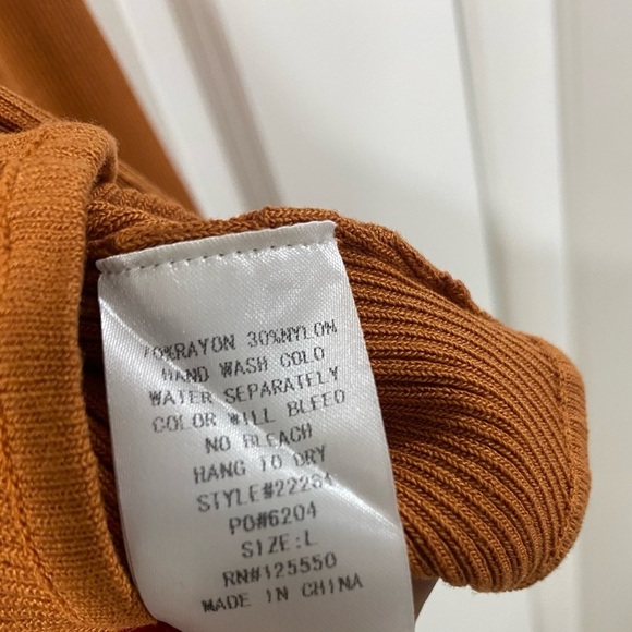 Fashion Nova Bodysuit L Orange Asymmetrical Long Sleeve Snap Button Front - Picture 4 of 5